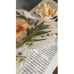 Поднос с сухоцветами