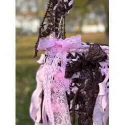 Розовая кружевная сумочка