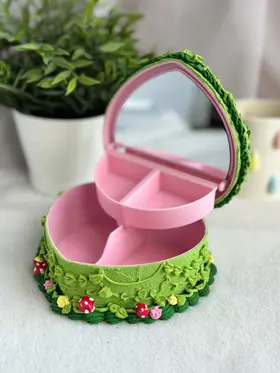 Лесная шкатулка с лягушонком