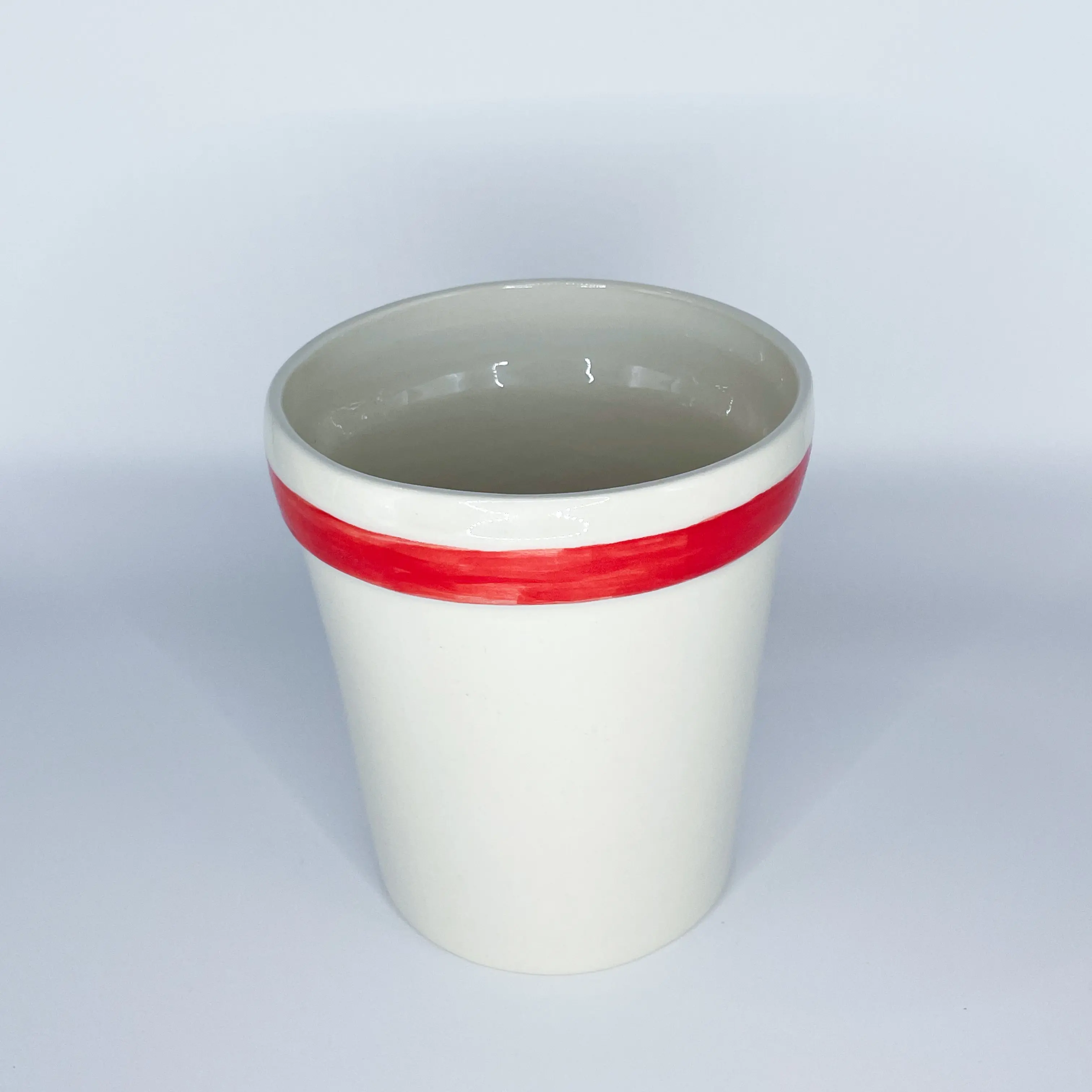 Керамический стакан ATTENTION HOT white